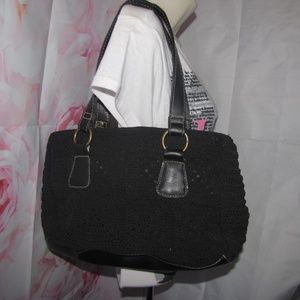Black Clothlike Shoulder Bag ~ NO Name Purse!!